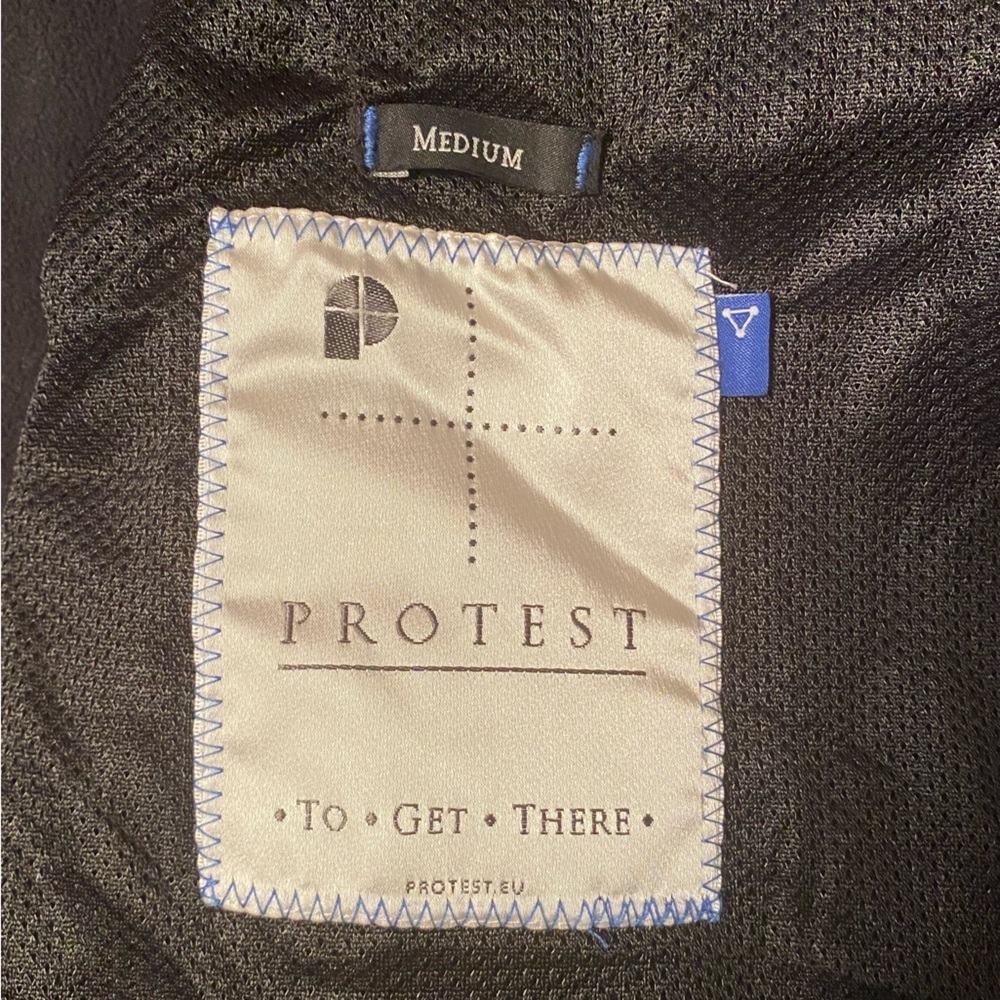 Protest Softshell Snowboard/Ski Jacket​​​​​ - Picture 5 of 5